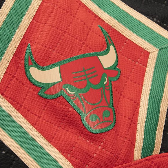 🆕 Mitchell & Ness Chicago Bulls 1997-98 Neapolitan Swingman Shorts 'Last Dance' - Picture 3 of 3
